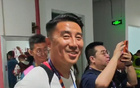 东北超｜老友记！王锁龙“潜伏”记者堆，就为堵贾文鹏问句：“啥前儿请我吃饭？”